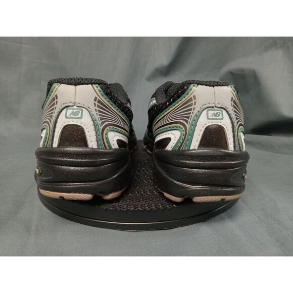 New Balance Boys 740 Bungee Sneakers PZ740GO Black Beige Size 12 NEW in BOX! - Picture 7 of 14